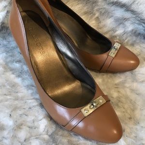 Effortless Camel Heel